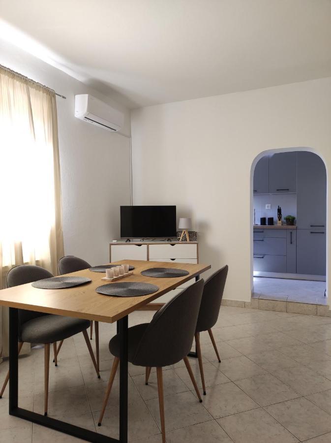 Apartments Erenda Fuskulin Bagian luar foto